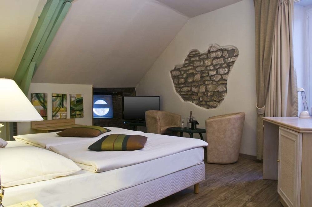 Hotel Grenier Des Grottes Han-sur-Lesse Eksteriør billede